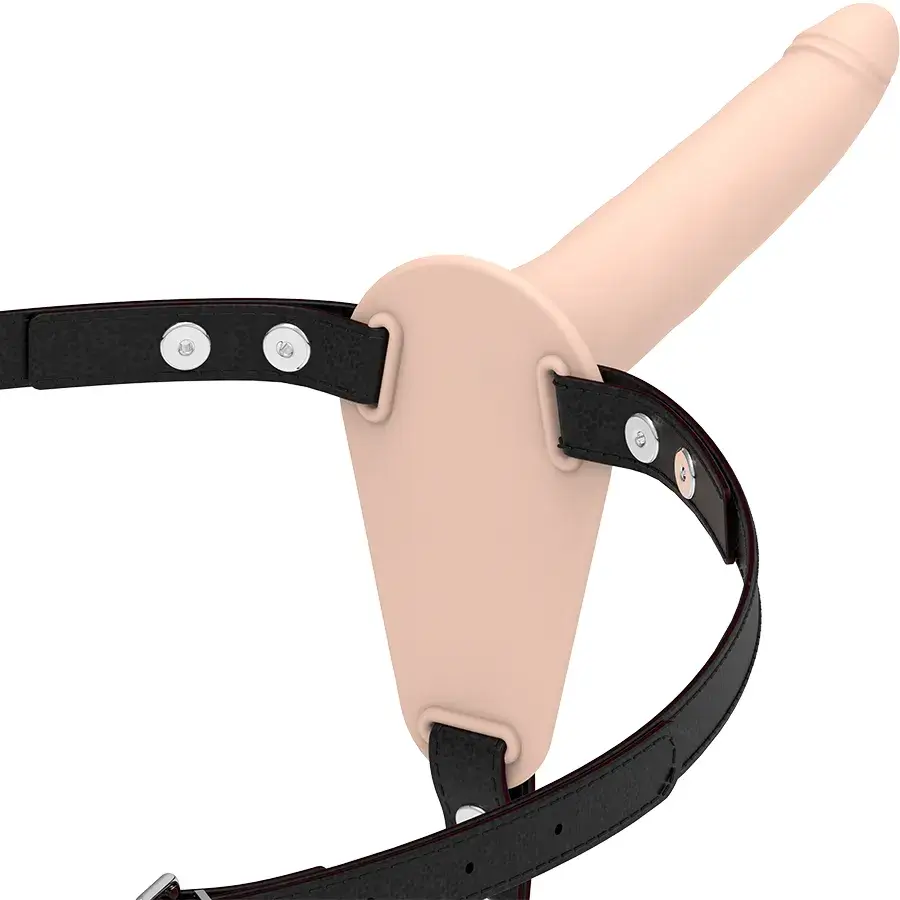 Strapon con pene in silicone carne 15 cm FETISH SUBMISSIVE HARNESS