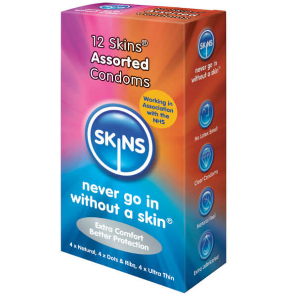 Preservativi assortiti (naturali, sottili, stimolanti) SKINS 12 profilattici
