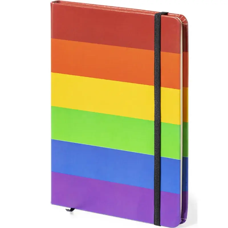 Taccuino con i colori arcobaleno della bandiera LGBT PRIDE