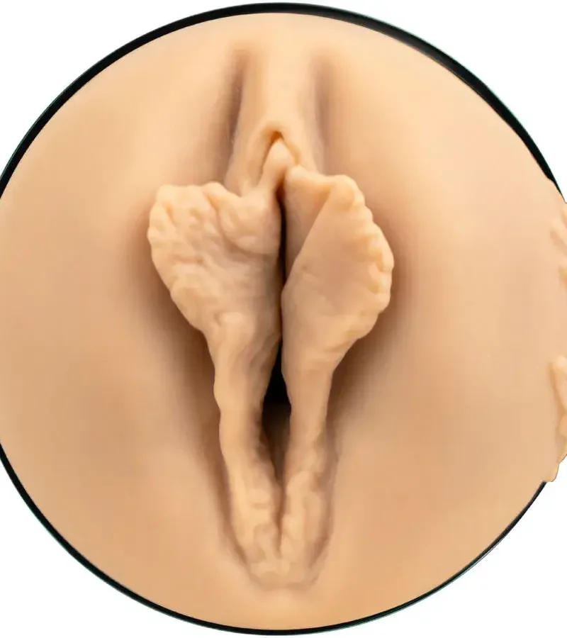 Masturbatore KIIROO con la vagina di Agatha Vega