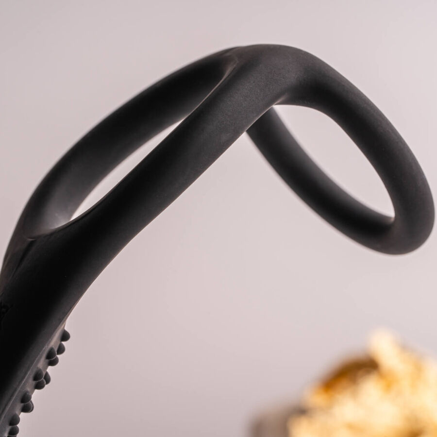 ROCKS-OFF – RO-ZEN RRO PLUG ANALE CON ANELLO VIBRANTE PER IL PENE NERO